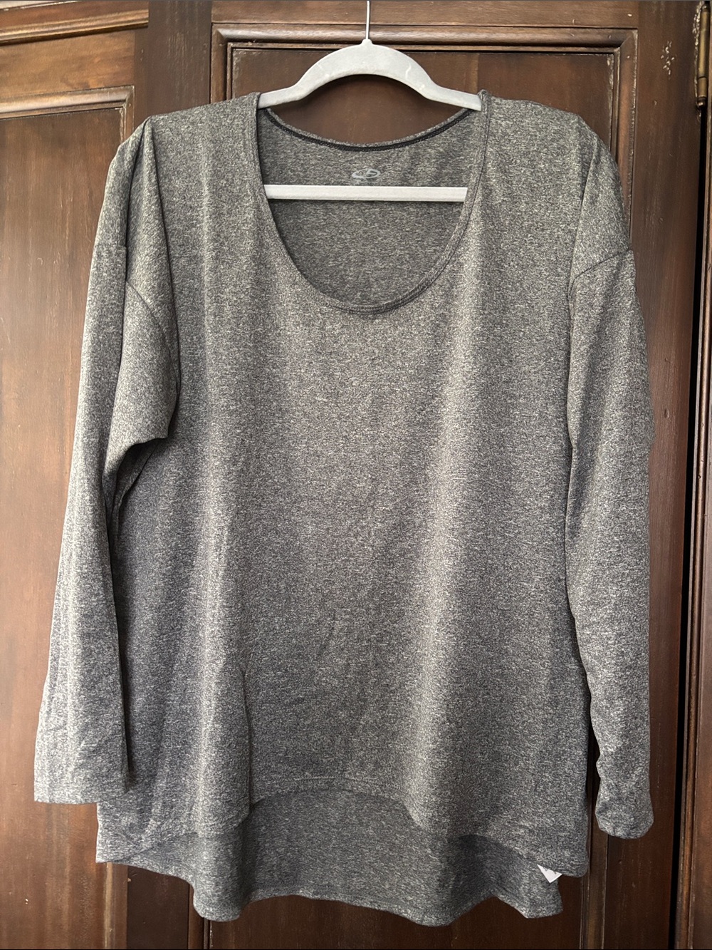 Women’s Scoop Neck exercise Long Sleeve Tunic Top - Gray large